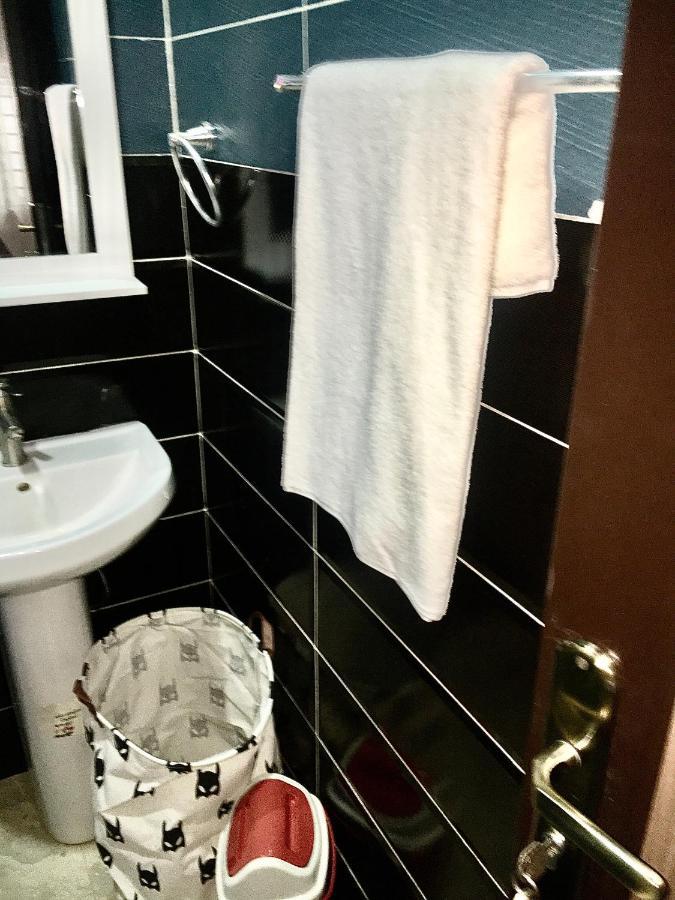 De-Omega Homes - Serviced Apartment Jahi, アブジャ エクステリア 写真