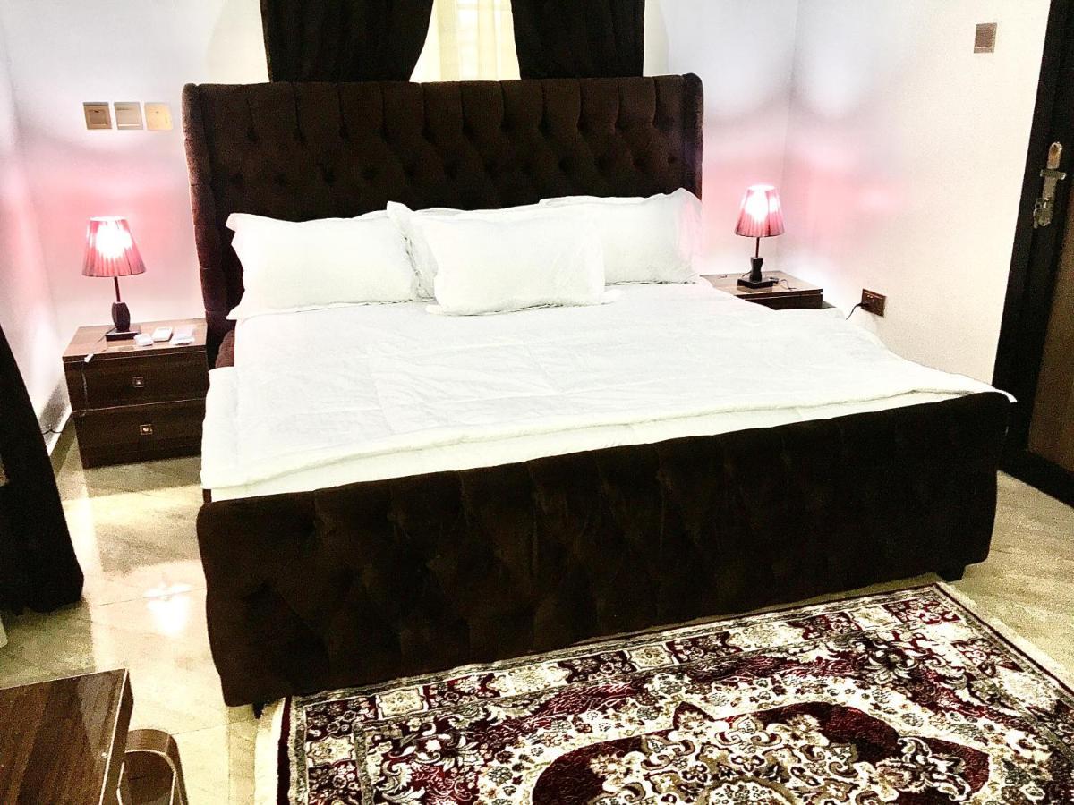 De-Omega Homes - Serviced Apartment Jahi, アブジャ エクステリア 写真